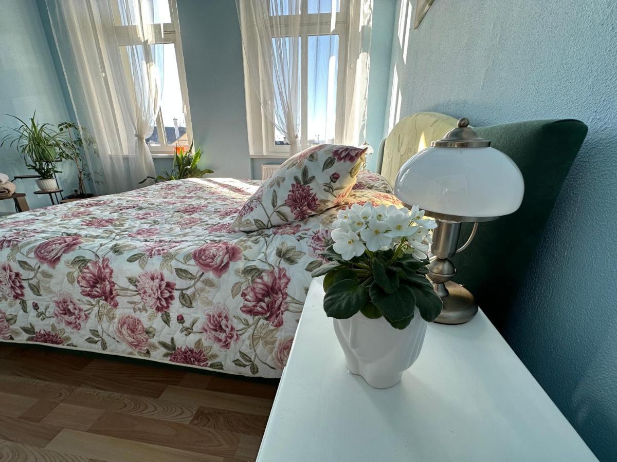 Appartement Svahova 986/6 à Karlovy Vary Extérieur photo